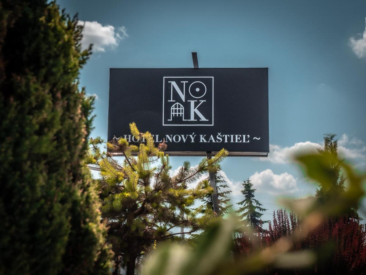 Hotel Novy Kastiel - Self Check-In Topoľčany Eksteriør billede